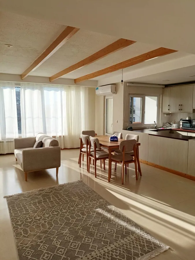 تصویر ۱ - آپارتمان واحد طبقه ۱غربی سرولایف در  چابکسر