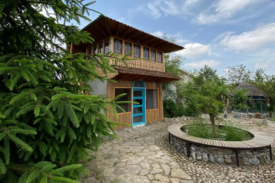 تصویر ۱ - کلبه چوبی شماره 2  در  رشت