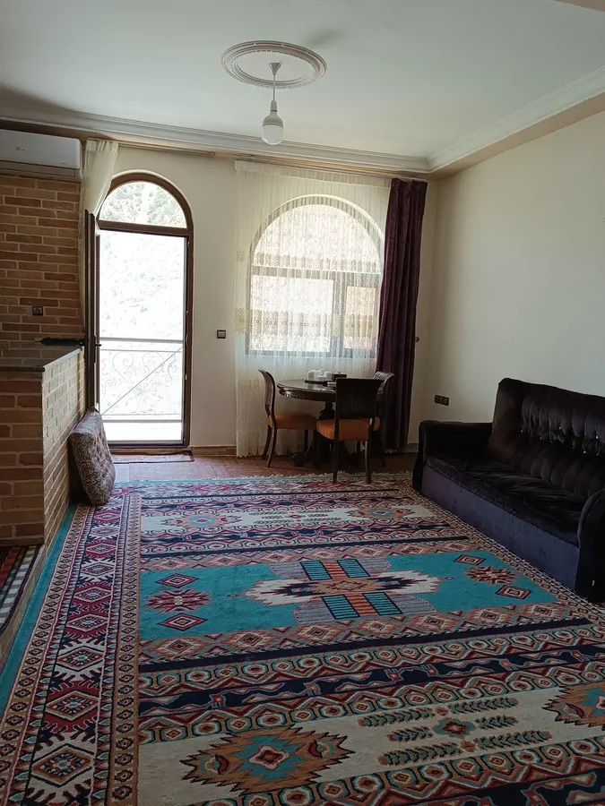 تصویر ۱ - اقامتگاه بومگردی بام شیت (واحد 302) در  طارم