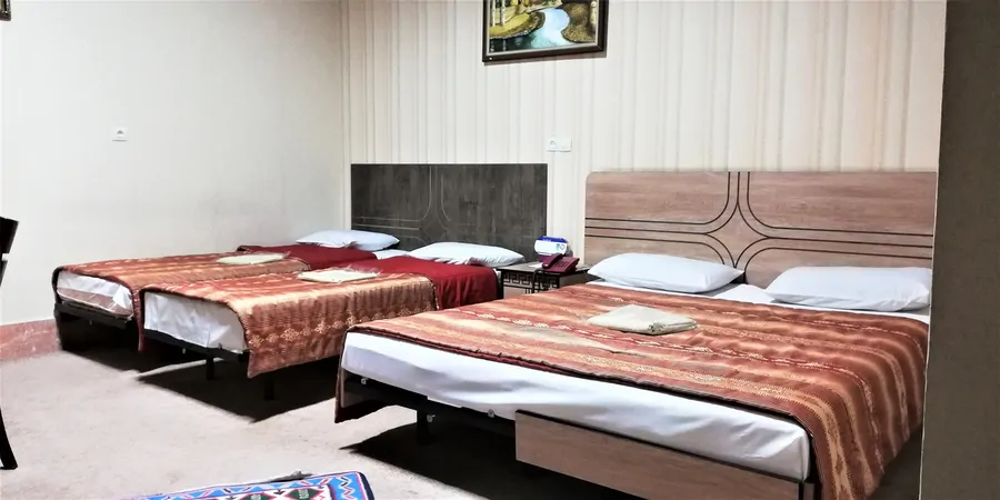 تصویر ۱ - هتل سنتی عمادنظام (چهار تخته) در  فردوس
