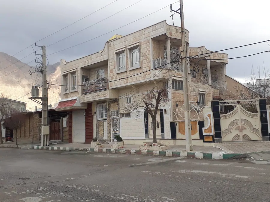 تصویر ۱ - ویلا طاق بستان در  کرمانشاه
