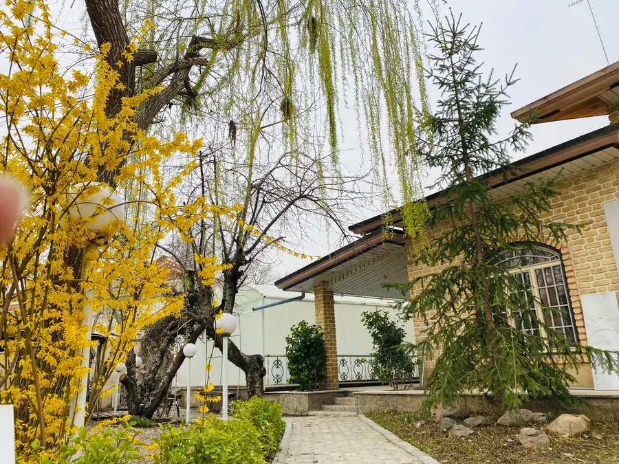 تصویر ۱ - ویلا باغچه در بهترین لوکیشن کردان در  کردان