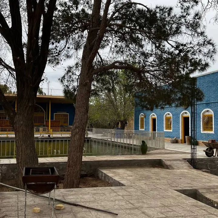 تصویر ۱ - هتل سنتی دهکده گردشگری بیدک در  مهریز