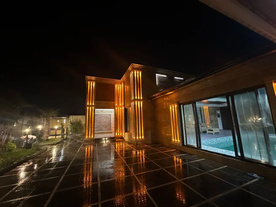 تصویر ۱ - ویلا لاکچری دارای استخر سرپوشیده در  چهارباغ