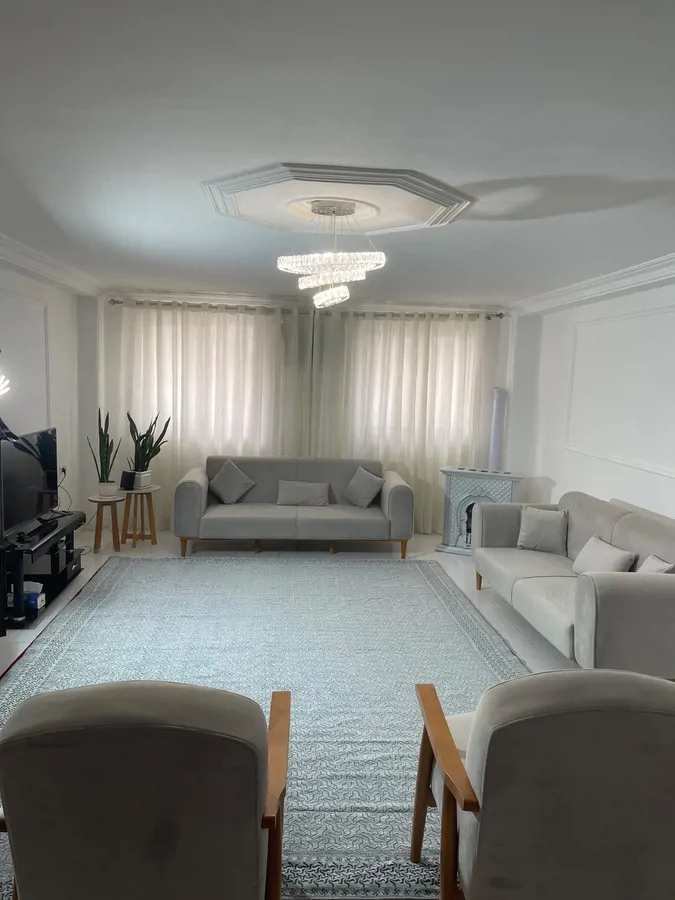 تصویر ۱ - آپارتمان مبله دلنشین در رشت