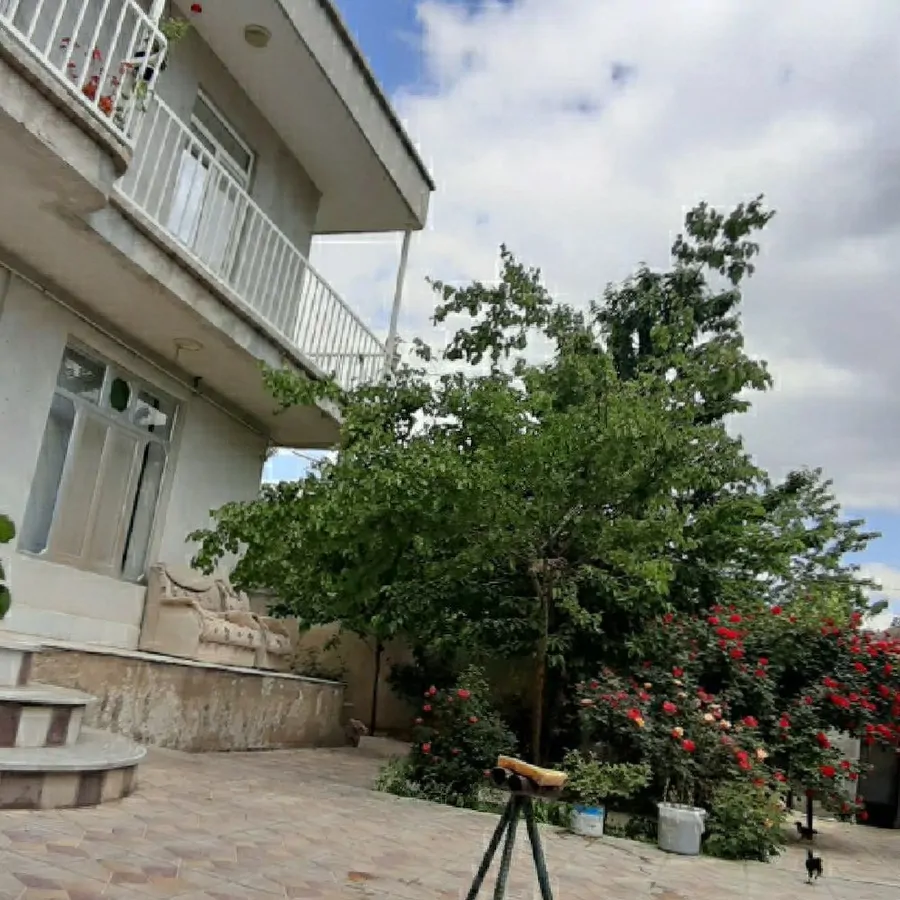 تصویر ۱ - سوییت سوئیت آقازاده در  کلیبر