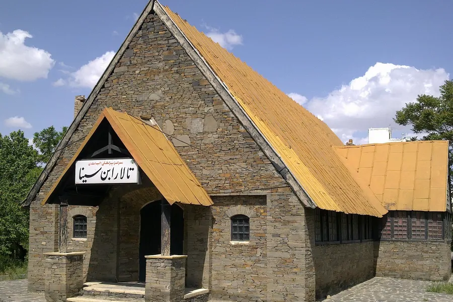 تصویر ۱ - ویلا ویلا دربست چالوس در  چالوس