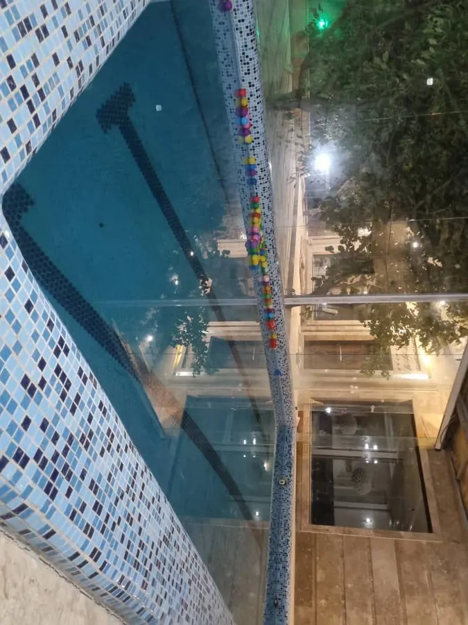 تصویر ۱ - ویلا لاکچری استخردار دلباز در  کرج