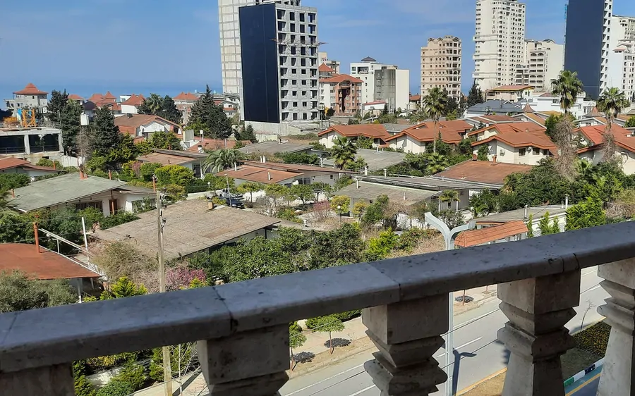 تصویر ۱ - آپارتمان مبله گلستان نزدیک به ساحل در  سرخ رود