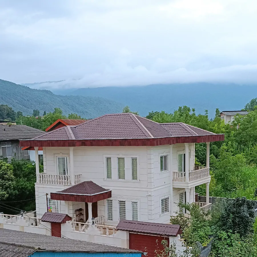تصویر ۱ - ویلا ویلای سفید در شهری سبز در  چالوس