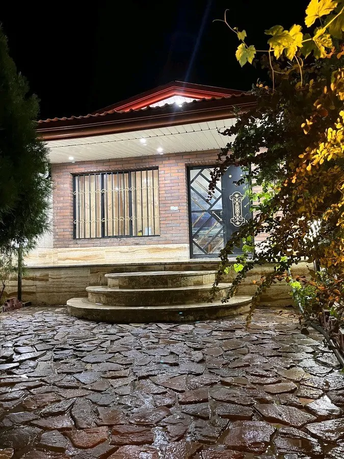 تصویر ۱ - ویلا ارغوان با فوتبال دستی در کوهسار