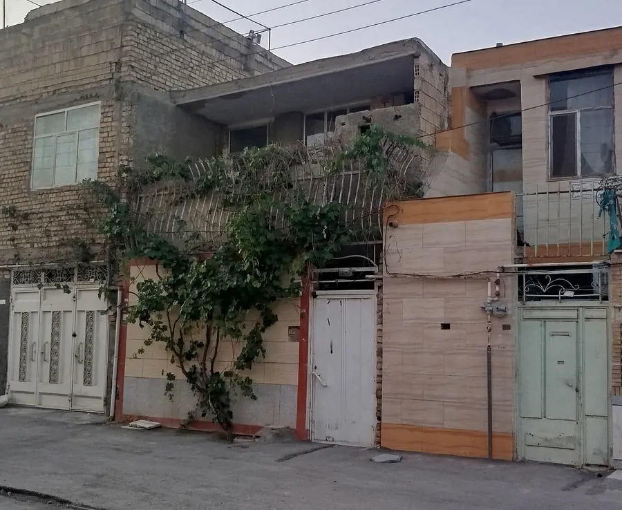 تصویر ۱ - ویلا منزل نقلی پارسا در  نجف آباد
