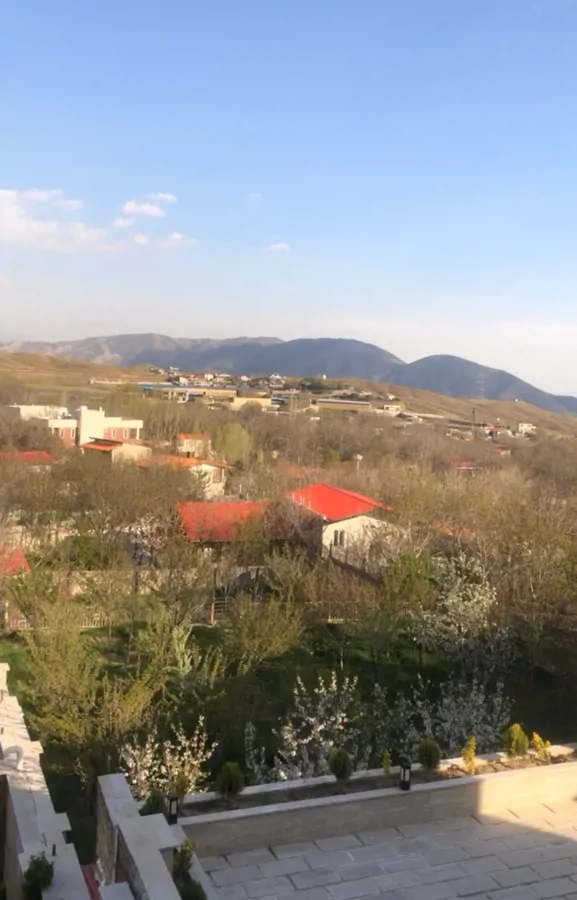 تصویر ۱ - ویلا ویلا کردان ۳خواب ویو ابدی با استخر آبگرم و بیلیارد در  کردان