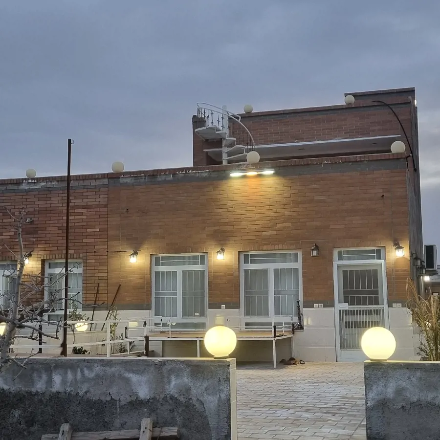 تصویر ۱ - ویلا باغ جنگلی پسته در  اردکان