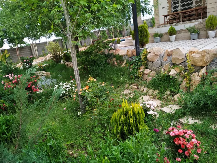 تصویر ۱ - ویلا باغ با استخر روباز  در  شیراز