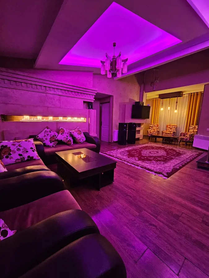 تصویر ۱ - ویلا لاکچکری و استخر دار آبگرم مورد پسند  در  کردان