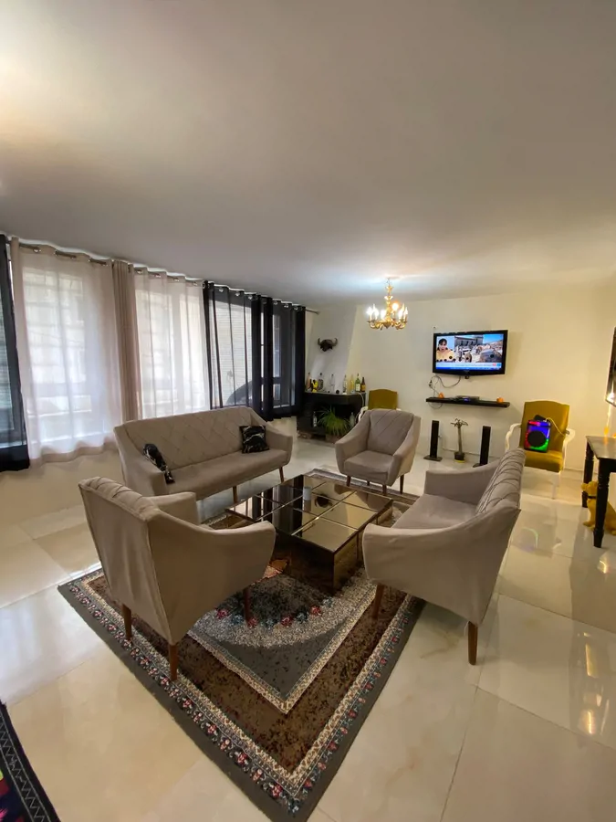 تصویر ۱ - کلبه لوکس و مدرن در بهترین لوکیشن تهران  در  شمشک