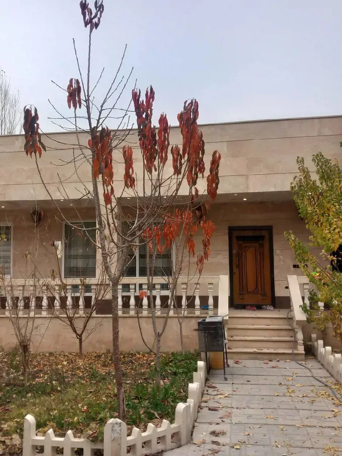 تصویر ۱ - ویلا استخردار آبگرم فرشته با ایرهاکی و فوتبال دستی در  کردان