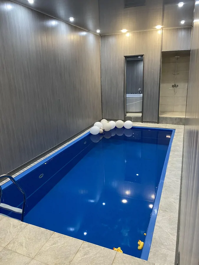 تصویر ۱ - کلبه سوییسی استخردار آبگرم راش  در  زیراب