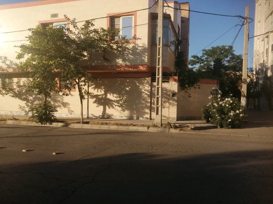 تصویر ۱ - ویلا خانه ویلایی طبقه همکف تمیز در مشهد