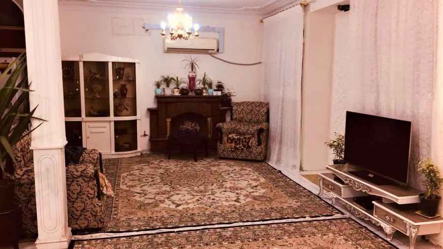 تصویر ۱ - ویلا مجلل (طبقه همکف) در  قم