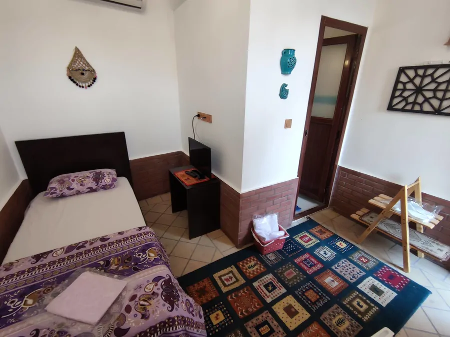 تصویر ۱ - هتل سنتی فانوس ویونا (نزاتون) در  کاشان
