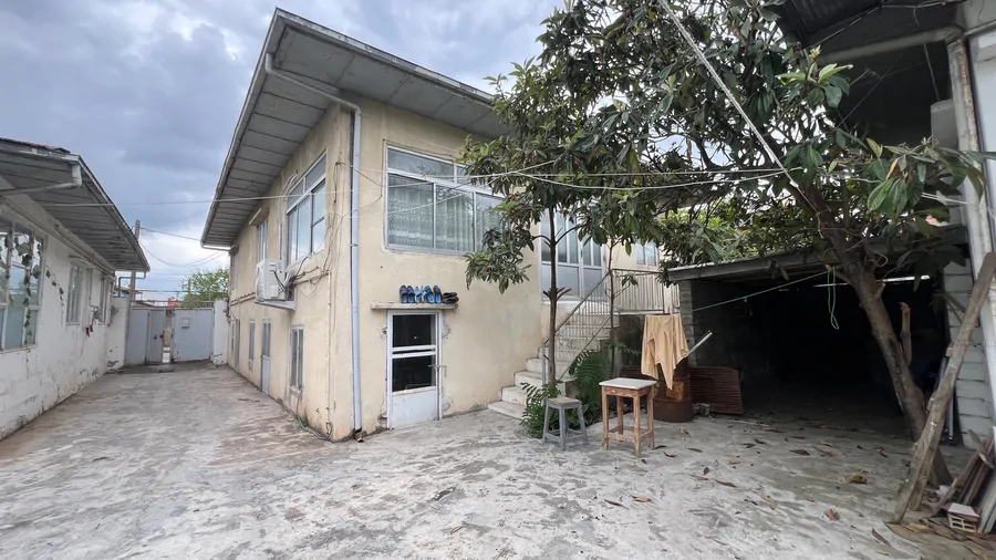 تصویر ۱ - خانه ویلایی دلباز سرسبز در  انزلی