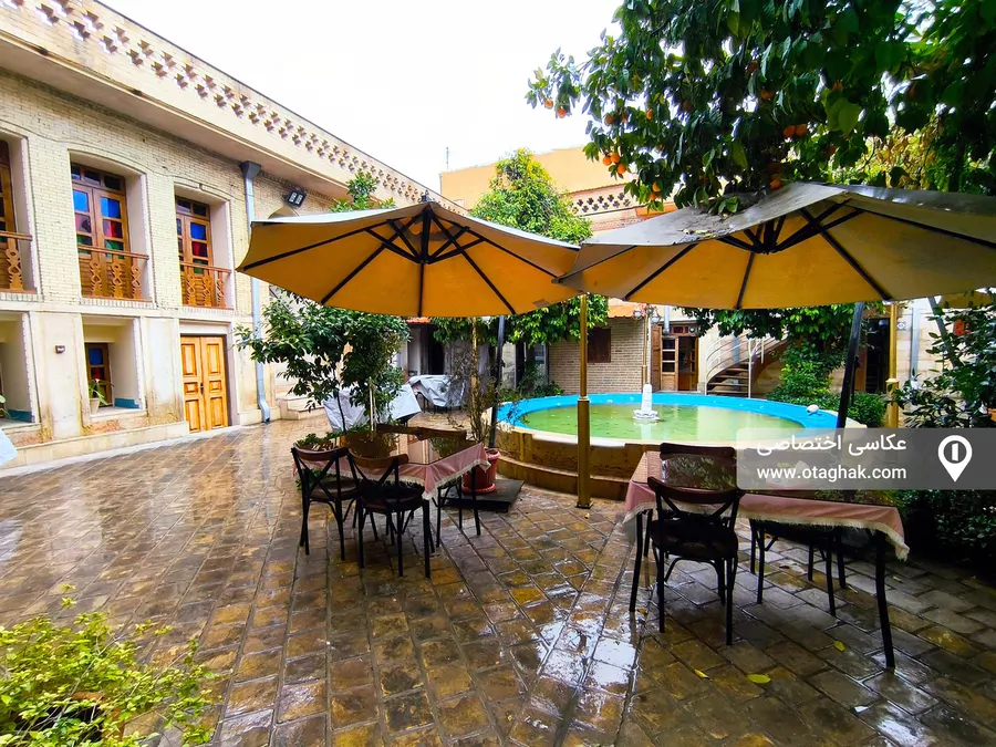 تصویر ۱ - هتل سنتی پنج دری (206) با صبحانه رایگان در شیراز