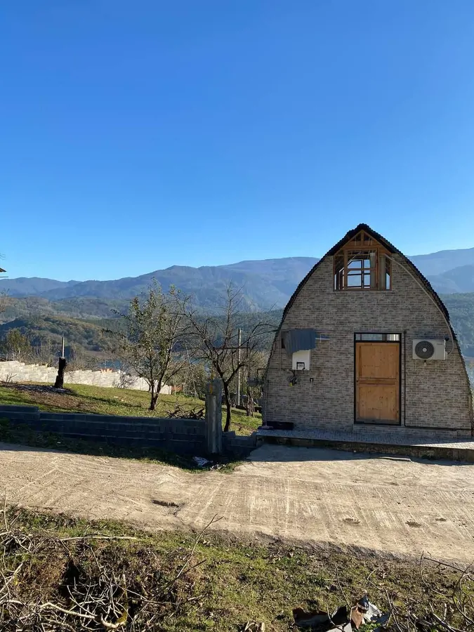 تصویر ۱ - کلبه ماهور در سوادکوه