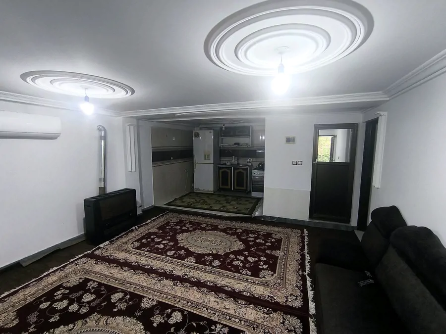 تصویر ۱ - آپارتمان سوئیت یک خواب حیاط دار در جاده اسالم خلخال
