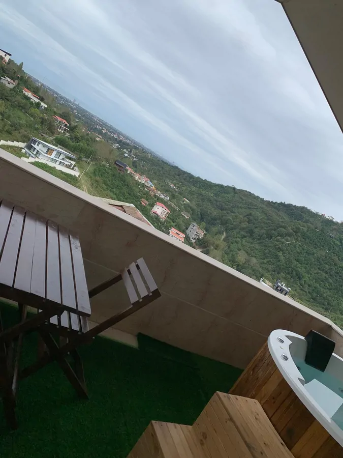 تصویر ۱ - ویلا ویلا جنگلی تریپلکس سه خواب جکوزی رو تراس ویو بینهایت دریا و جنگل در  رامسر