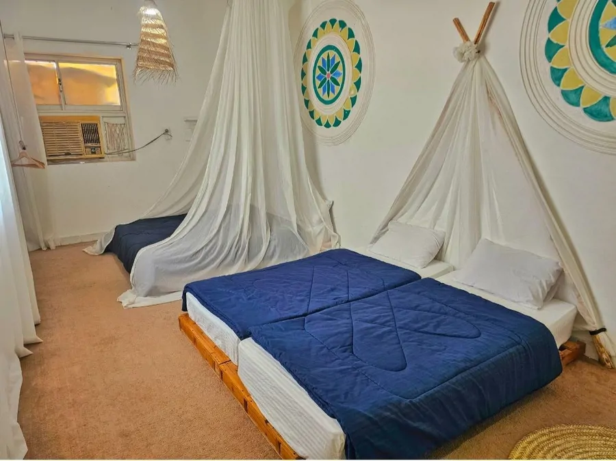 تصویر ۱ - اقامتگاه بوم‌گردی اقامتگاه دره سفید واحد قصه در  هرمز