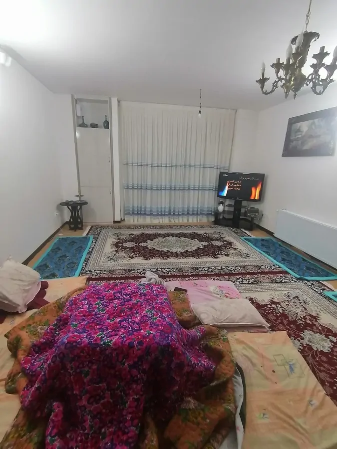 تصویر ۱ - آپارتمان میدان شهدا در  چادگان