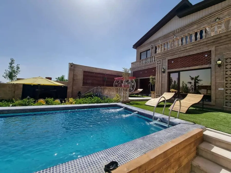 تصویر ۱ - ویلا استخردار آبگرم لوتوس با بیلیارد در  رودهن