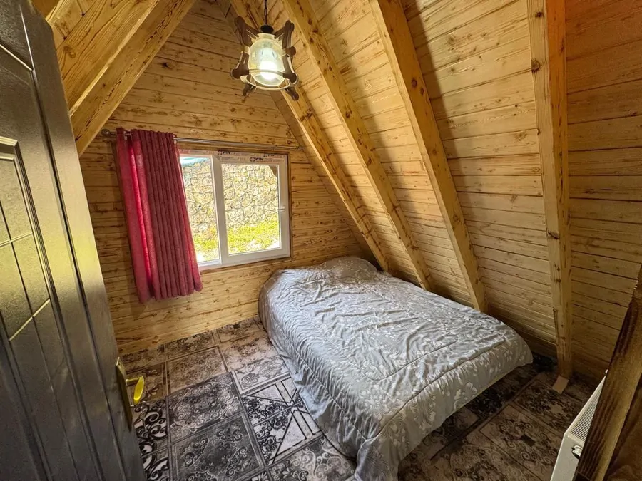 تصویر ۱ - کلبه کلبه Bیست ویو کامل کو ودریا هم زمان در دل باغ ۱۰۰۰ متری در  رامسر