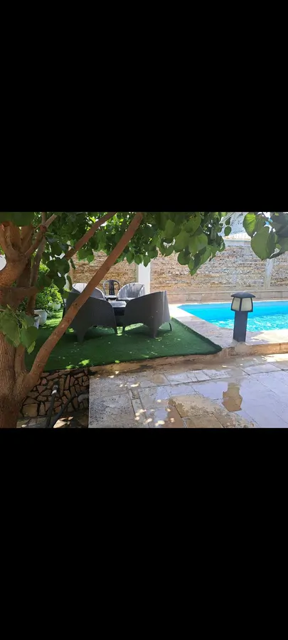 تصویر ۱ - ویلا لاکچری استخر دار آبگرم ویلای فارنهایت در  چهارباغ