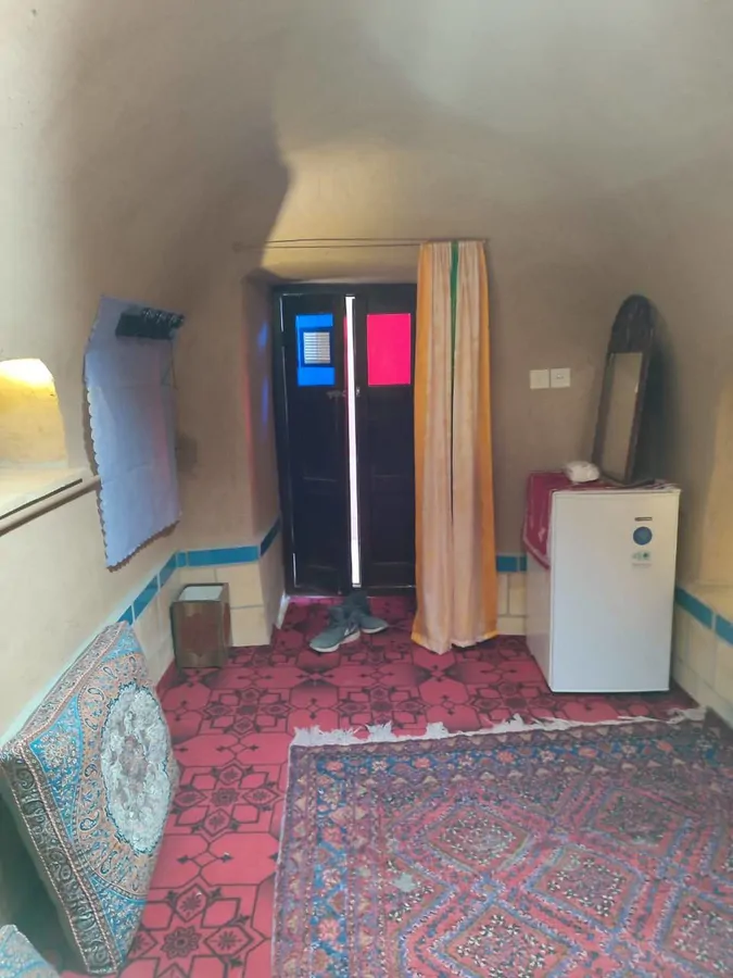 تصویر ۱ - هاستل کوهسنگی 4 در  مهریز