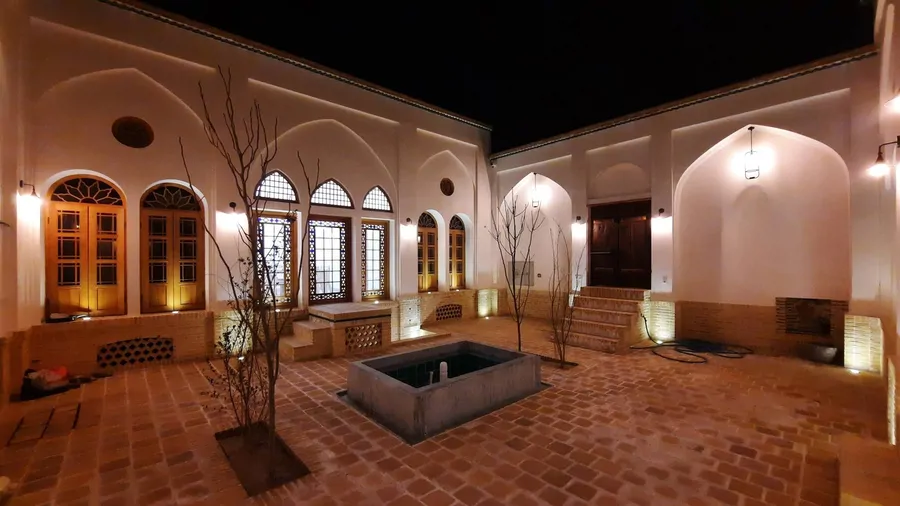 تصویر ۱ - ویلا سنتی کیهان در کاشان