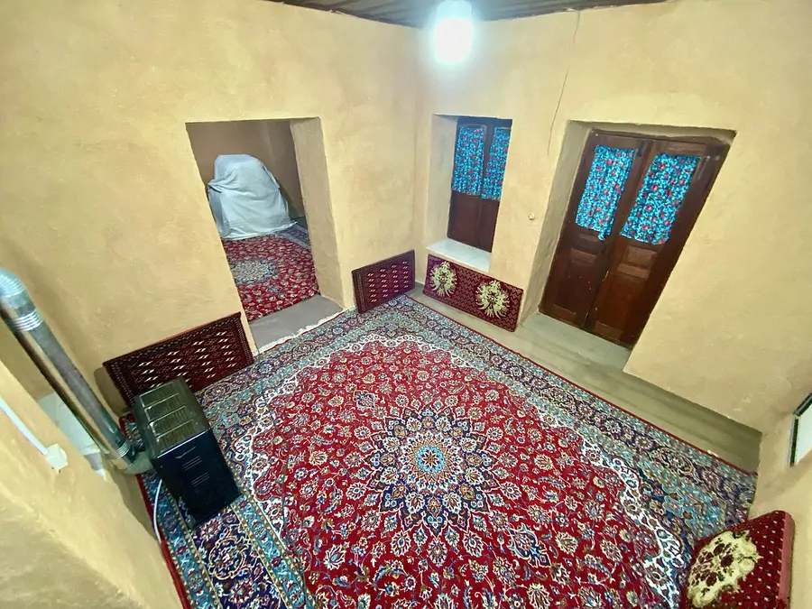 تصویر ۱ - اقامتگاه بومگردی عمارت بیک (واحد صفویان) در گلوگاه