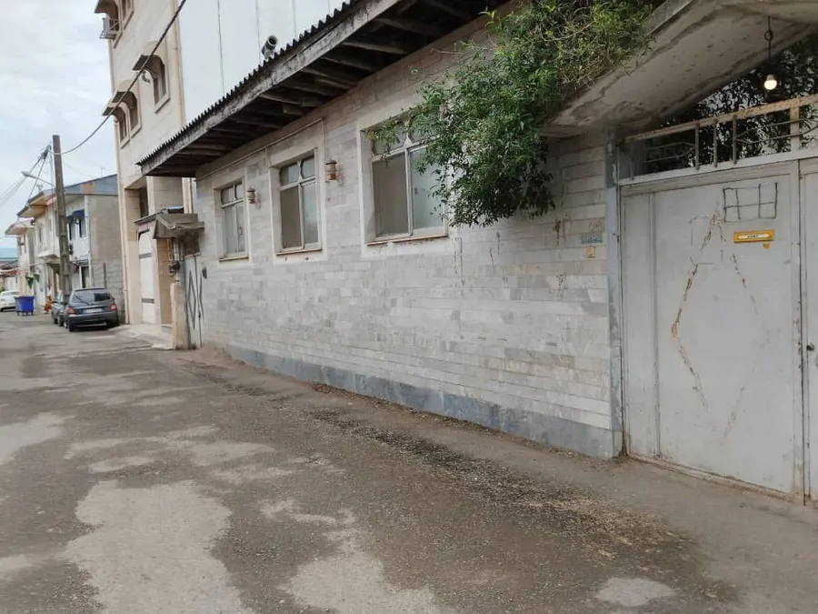 تصویر ۱ - خانه خونه ویلایی بزرگ و امن شهری در  رشت