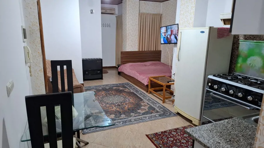 تصویر ۱ - سوییت مولایی در  نور