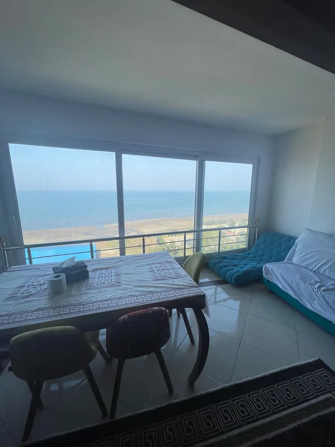 تصویر ۱ - هتل آپارتمان مکانی امن و مجهز با دسترسی بالا در کنار درمانگاه شبانه روزی با ویو دریا در نشتارود