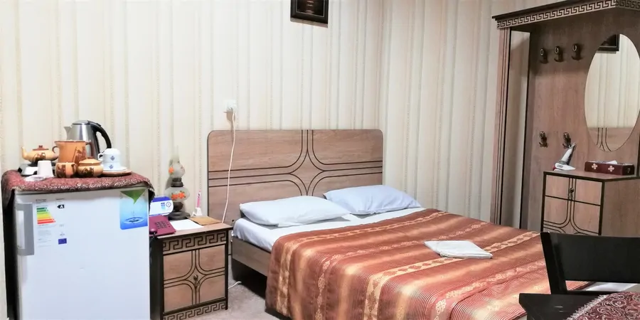 تصویر ۱ - هتل سنتی (دوتخته) در  فردوس