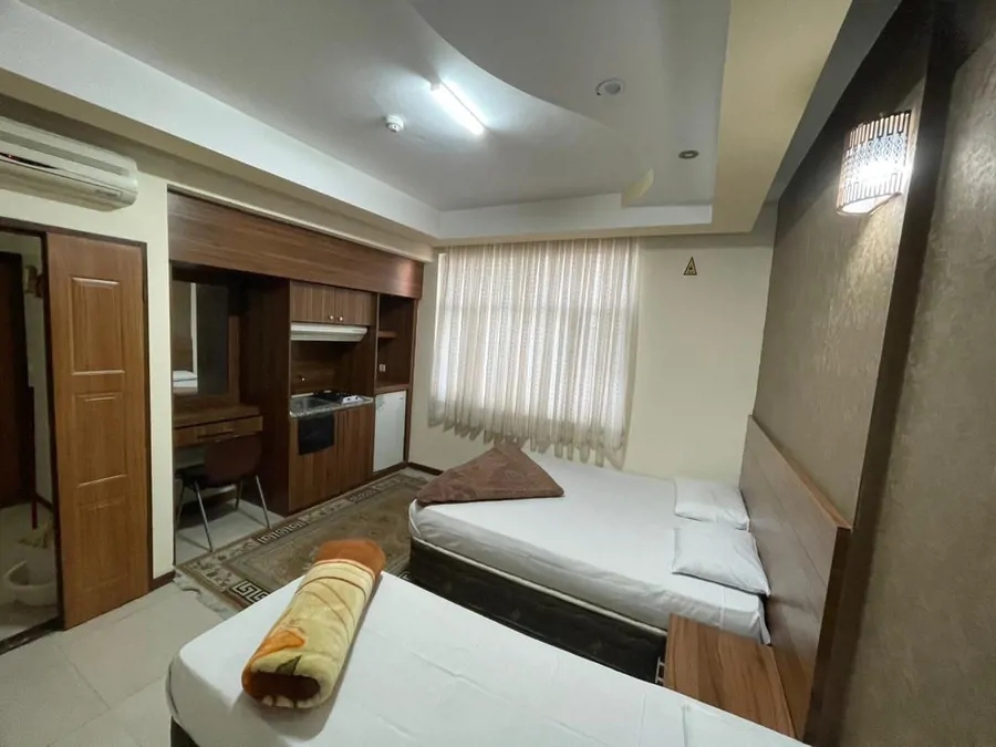 تصویر ۱ - سوییت ضامن آهو (۴) در مشهد