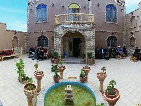 تصویر ۱ - اقامتگاه بوم‌گردی رمضان بیک(اتاق خیام) در  کاشمر