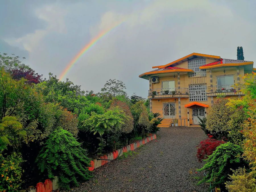 تصویر ۱ - ویلا استخردار آبگرم سیکاس در رامسر