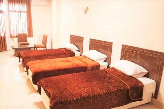 تصویر ۱ - هتل آپارتمان ایران زمین (سه تخته) در  دورود