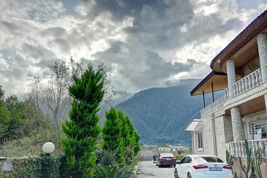 تصویر ۱ - ویلا در جنگل اَبر در  نوشهر