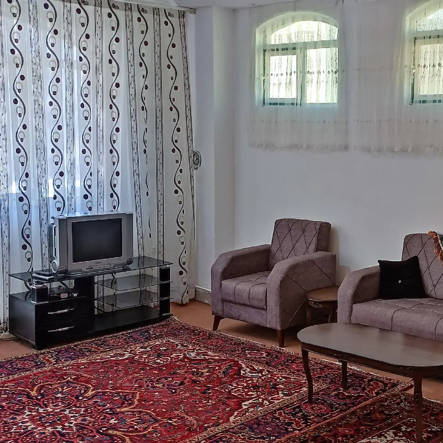 تصویر ۱ - آپارتمان مبله زیبا در  تبریز