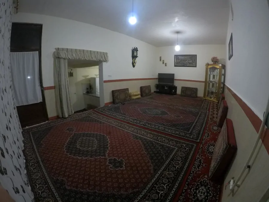 تصویر ۱ - ویلا جلال امیری در  کرمانشاه